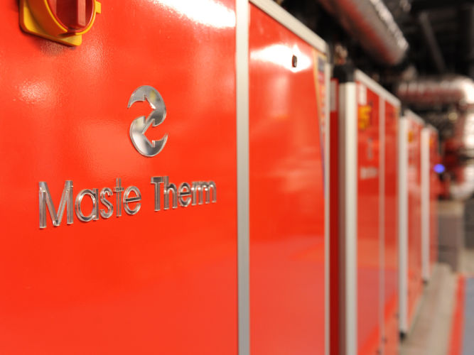 Chlazení urychlovače částic v Ústavu jaderné fyziky