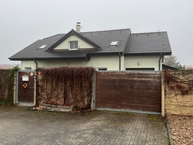 Rodinný dům v Pticích