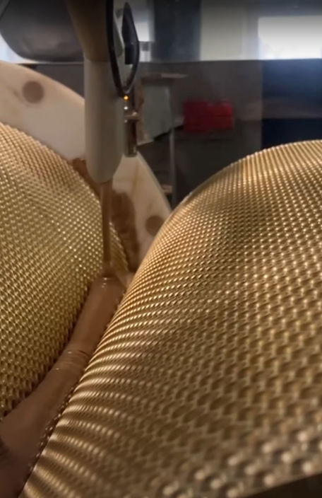 Chlazení a zpětné využívání tepla v továrně na cukrovinky POEX