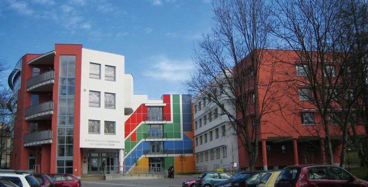 Střední škola F. D. Roosevelta v Brně